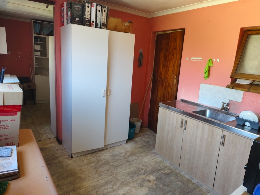 Commercial Property for Sale in Amstelhof Western Cape